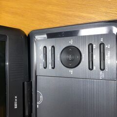 【最終値下げ】Wizz DV-PT930 地デジポータブルDVDプレーヤー 9インチDVD付きの画像