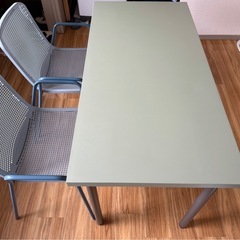 120×60テーブル(IKEA)