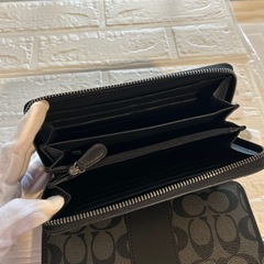 コーチ　アウトレット商品　メンズ　長財布　二つ折り財布の画像