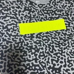 ナイキ　ヒョウ柄　派手柄tシャツの画像