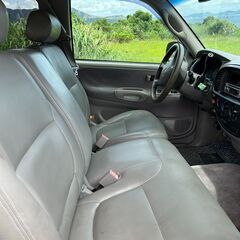 米国トヨタ　タンドラ　２００４年式　YAKIMAルーフ！の画像
