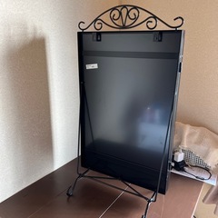 廃盤IKEA三面鏡KARMSUNDブラック脚付きの画像