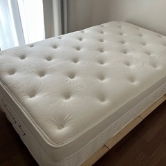 セミダブルベッド