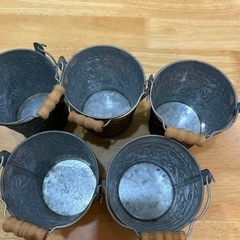 ブリキ容器　レトロ好きな方にの画像