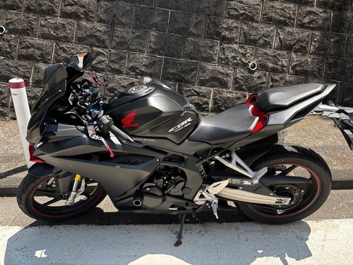 ホンダ CBR250RR MC51