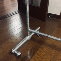 ハンガーラックの画像