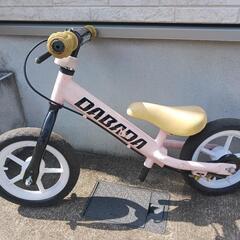 ストライダー風　バランスバイク