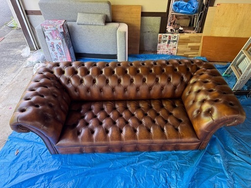 チェスターフィールドソファChesterfield Sofa