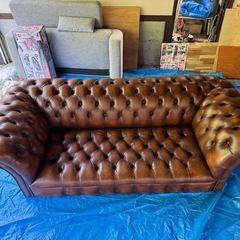 チェスターフィールドソファChesterfield Sofaの画像
