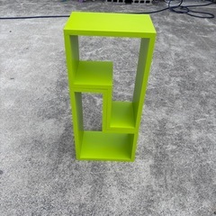 組み替え棚　蛍光緑の画像