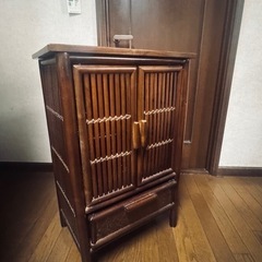 収納棚