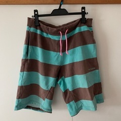 コロンビア　ショートパンツ