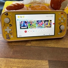 Switch right イエロー