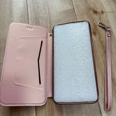 iPhone14plusカバーの画像