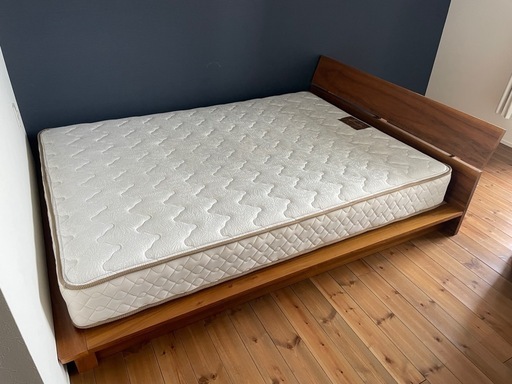 【手渡し限定】ウォールナット ダブルベッド フレーム すのこベッド ナチュラル