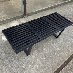 ベンチ