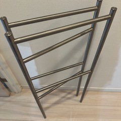 IKEA 折り畳みタオルかけの画像
