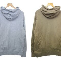 ユニクロ UNIQLO パーカー 2着セット（2枚セット） グレー/ライトブラウンの画像