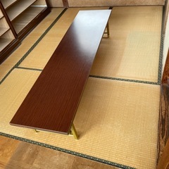 テーブル