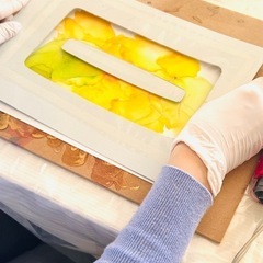 【モニター価格】アルコールインクアート教室🥰アルコールインクアートでティッシュケース作り🩵の画像