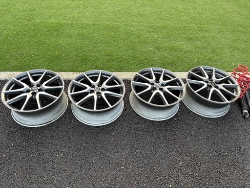 【お取引先みつかりました】30系プリウスGz 純正ホイール