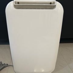 未使用に近い　HITACHI 除湿機 HJS-D562の画像