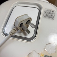炊飯器 の画像