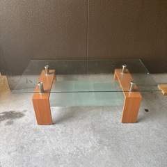 ガラステーブル