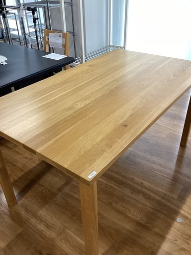 ダイニングテーブル【町田市再生家具】　250646