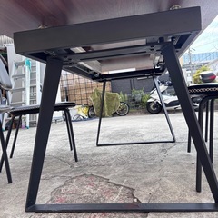 🉐伸縮式ダイニングテーブル　椅子4脚セットの画像