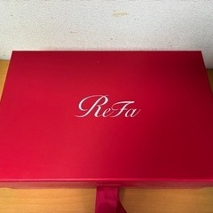 ReFa ギフトボックス 赤色 大 リファ クリスマス　限定