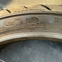 バイクタイヤ　新品の画像