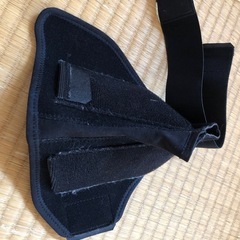 サポーター　足首用？