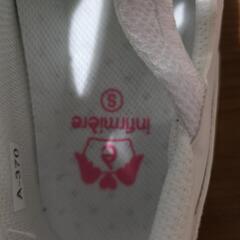 女性用靴の画像