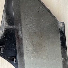 マグザム　純正　右　アンダーカウルの画像