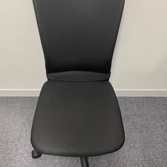 【オフィスチェア】ブラック／背もたれ付き／アームレス／メッシュ素材の画像