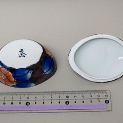 陶器 小物入れの画像