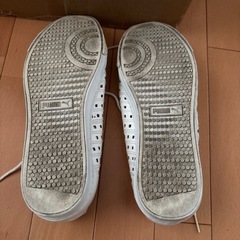 PUMAスニーカーの画像