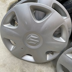 ホイール付きタイヤ(カバーあり)の画像