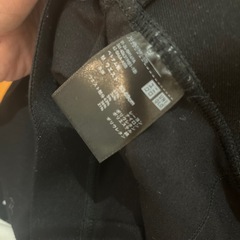 ユニクロパンツMの画像