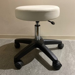 急募！合皮レザー回転イスの画像