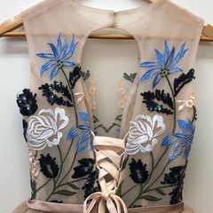 【値下げしました！】ロング丈　チュールドレス　花柄刺繍　の画像