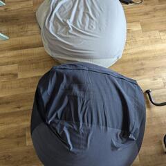無印良品　クッションカバー付き2つセット