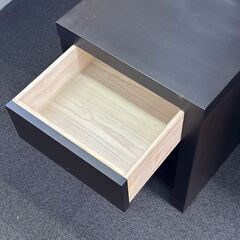 店頭引き渡し 中古 SIMMONS シモンズ ナイトテーブル ローテーブル 木製 家具の画像