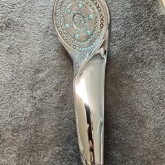 リファ　シャワーヘッド