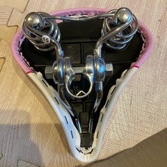 【新品、未使用品】自転車　サドルの画像