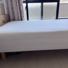 シングルベッド