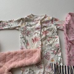 長袖60-70cm女の子ベビー服の画像