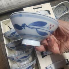 お茶碗小皿のセットの画像