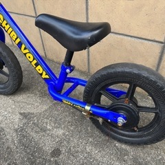 キックバイク　青　ブレーキ付きの画像